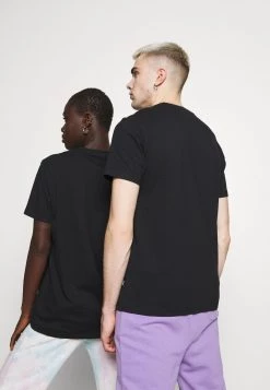 Pier One Prix Équitable PRIDE - T-shirt imprimé t-shirts col rond homme 11 Pier One Prix Équitable PRIDE - T-shirt imprimé t-shirts col rond homme -Pas Cher Pier One Boutique 9af9bd98f7fa41bea7691752c10c5ecc