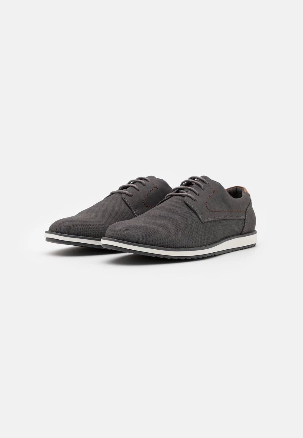 Pier One Prix Dégriffé Chaussures à lacets derbies et richelieus rond homme 4 Pier One Prix Dégriffé Chaussures à lacets derbies et richelieus rond homme – Image 2