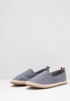 Pier One 50% Off De Vente UNISEX - Espadrilles chaussures basses rond -Pas Cher Pier One Boutique 9c452bf85d2245228fd5d64ea90088c5