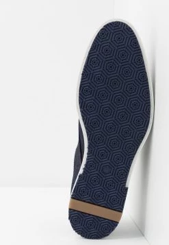 Pier One Chaussures à lacets Qualité Fiable derbies et richelieus rond homme -Pas Cher Pier One Boutique 9f1b32999542486dacfff9579b4db7e0