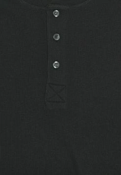 Pier One Prix Abordable LOUNGE HENLEY TEE - Haut de pyjama pyjamas col tunisien homme 16 Pier One Prix Abordable LOUNGE HENLEY TEE - Haut de pyjama pyjamas col tunisien homme -Pas Cher Pier One Boutique a18ec936f0d44eb3983c403a86d66b0f