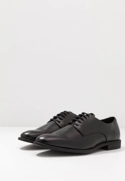Prix Dégriffé Pier One Derbies & Richelieus chaussures de ville rond homme -Pas Cher Pier One Boutique a2a973057de24004ab268e8c05f6528f