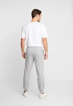 Pier One Pantalon de survêtement Prix Acceptable pantalons normale homme -Pas Cher Pier One Boutique a2fee82a35734bb2921d2f084d11e5f6