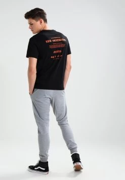 Pier One Pantalon de survêtement Prix d’Amis pantalons haute homme -Pas Cher Pier One Boutique a7918305a7c74db59ffe41dcb13cd4d6