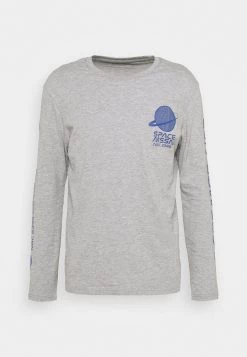 Bas Prix Pier One T-shirt à manches longues t-shirts col rond homme -Pas Cher Pier One Boutique a948d18fc6fe4b52b889547c4d15a6be