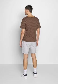 Pier One 2 PACK - Short - light grey /black Qualité garantie 100% pantalons normale homme -Pas Cher Pier One Boutique a95507bb1b644136a259c68258b032f4