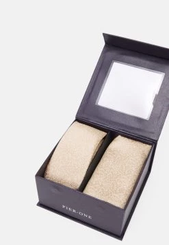 Rabais Pier One SET - Cravate pochettes de costume couleur unie homme -Pas Cher Pier One Boutique ae010782aad14dd9915e57b1b28a7f62