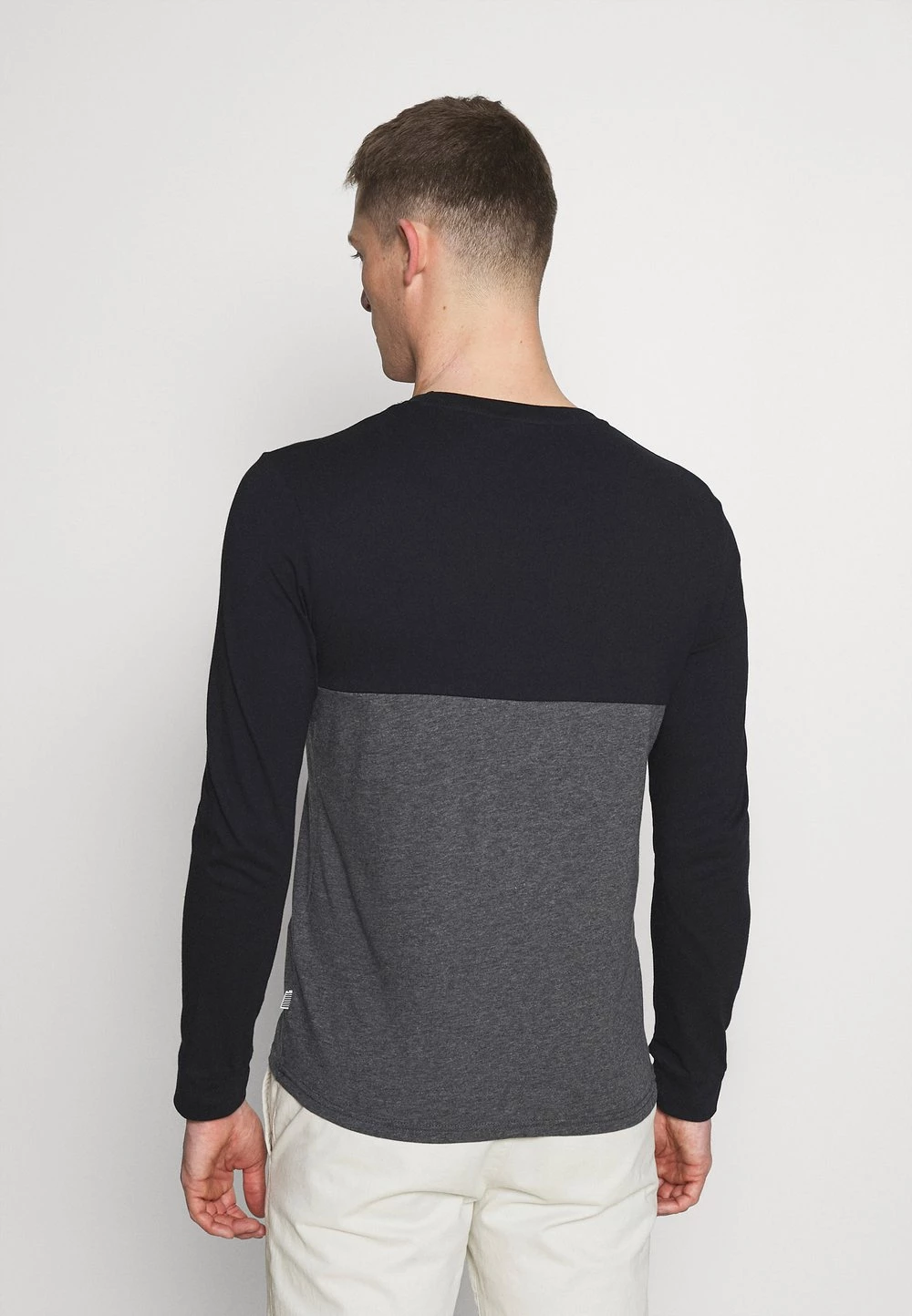 Prix Acceptable Pier One T-shirt à manches longues t-shirts & polos col rond homme 5 Prix Acceptable Pier One T-shirt à manches longues t-shirts & polos col rond homme – Image 3