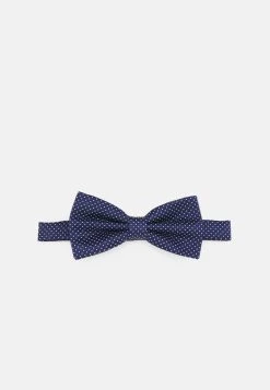 Pier One SET - Cravate Prix Sympa pochettes de costume couleur unie homme -Pas Cher Pier One Boutique af1d07b6967f45e28de678ee377d11c3