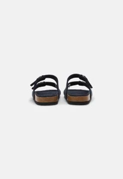 Pier One En Remise UNISEX - Mules sandales et tongs ouvert 13 Pier One En Remise UNISEX - Mules sandales et tongs ouvert -Pas Cher Pier One Boutique b04b72555bdf4bab9355f5d86c755d83