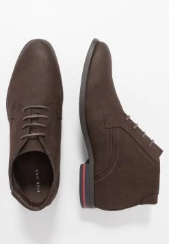 Prix Cassé Pier One Derbies derbies et richelieus rond homme -Pas Cher Pier One Boutique b051cc1dacaf4df1bf558f64dc9d2150