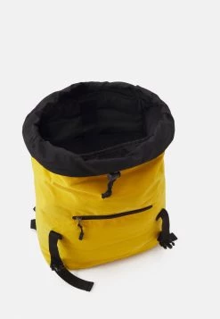 Qualité garantie 100% Pier One UNISEX - Sac à dos sacs et bagages intérieur spacieux -Pas Cher Pier One Boutique b1e5fba214f64091be88e1ab83740e9d
