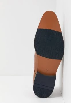 Pier One Prix Accessible LEATHER - Mocassins chaussures de ville carré homme -Pas Cher Pier One Boutique b33620ba8ab547529ee32df8e71ecc15