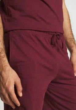 Prix Abordable Pier One SET - Pyjama pyjamas normale homme 17 Prix Abordable Pier One SET - Pyjama pyjamas normale homme -Pas Cher Pier One Boutique b4f9765870474987bce6ea70421c5ba1