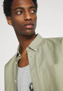 Pier One Débardeur Prix Dégriffé t-shirts encolure large ronde homme -Pas Cher Pier One Boutique b5ed8bee44a74591adb89a0b31941959