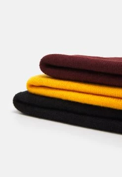 Prix Compétitif Pier One 3 PACK UNISEX - Bonnet casquettes, chapeaux et bonnets couleur unie -Pas Cher Pier One Boutique b6d1b377033f4baa9ec2bce9684da572