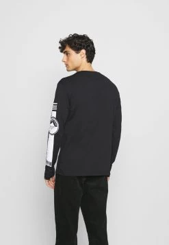 Pier One Prix Gelé T-shirt à manches longues t-shirts col rond homme -Pas Cher Pier One Boutique b7a426e88d424da3a023c399cd127cd2