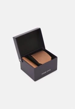 Pier One Soldes SET - Mouchoir de poche pochettes de costume couleur unie homme -Pas Cher Pier One Boutique babe3a8e1d9249caa1f087b31d93f505