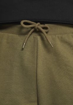 Pier One Un Tarif Préférentiel Pantalon de survêtement shorts normale homme 15 Pier One Un Tarif Préférentiel Pantalon de survêtement shorts normale homme -Pas Cher Pier One Boutique bbec59815d7c46e0a894af42847bd42a