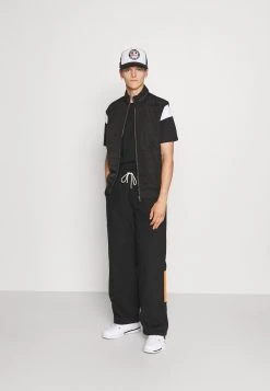 Pier One SLEEVE BLOCK NEW - T-shirt imprimé Marchandise de première qualité t-shirts col rond homme 9 Pier One SLEEVE BLOCK NEW - T-shirt imprimé Marchandise de première qualité t-shirts col rond homme -Pas Cher Pier One Boutique be20e17d02fe4ca7967cc6fc0766fd5d