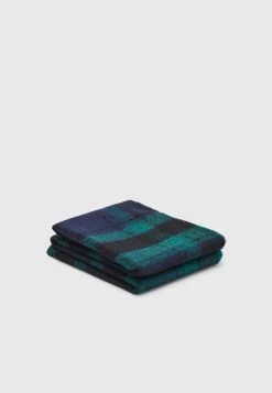 Pier One UNISEX - Écharpe Prix Distinctifs foulards et écharpes carreaux -Pas Cher Pier One Boutique c70a22d59320412d9dce381025f77a99