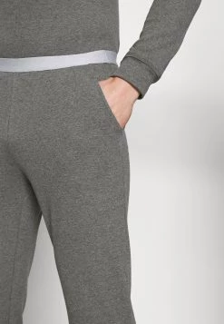 Prix Gelé Pier One LOUNGE HENLEY TROUSERS - Bas de pyjama pyjamas normale homme -Pas Cher Pier One Boutique c8816ea98241478a937b2a028204ec76