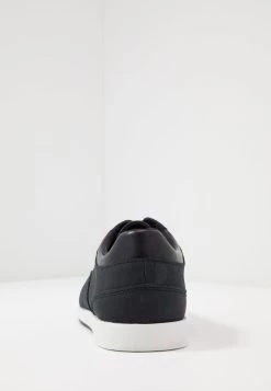 Bonne Qualité Pier One Chaussures à lacets derbies et richelieus rond homme -Pas Cher Pier One Boutique c89d6141c8894e1fa8e472a124faa3d7