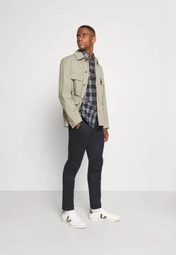 Pier One Petit Prix Chemise chemises col à boutons homme -Pas Cher Pier One Boutique c956ac550e074a2f8e50a498c72cad7d