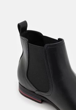 Pier One En Remise Bottines bottes rond homme 14 Pier One En Remise Bottines bottes rond homme -Pas Cher Pier One Boutique c99a96e6fbbd41c8a975201d65e5d805
