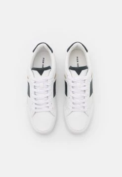 Pier One Se Vend Bas Prix Baskets basses sneakers rond homme -Pas Cher Pier One Boutique cad2c5a665494a69b6be0637e3e00449