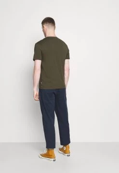 Pier One 2 PACK - T-shirt imprimé Prix Réduit t-shirts col rond homme -Pas Cher Pier One Boutique cb3b09bf124a4a879b2bfc2f86382da6