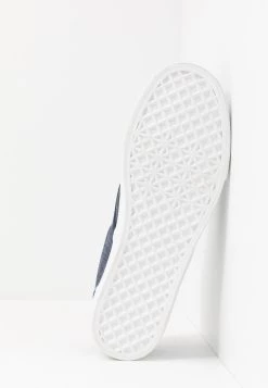 Pier One Petit Prix UNISEX - Mocassins mocassins et loafers rond -Pas Cher Pier One Boutique cdaa5497602f40b9bc7d5cf7d1ad634b