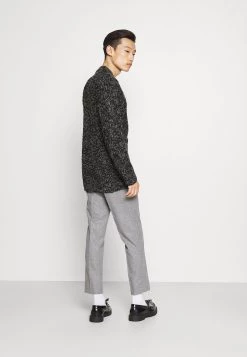 Pier One Prix Distinctifs Pullover pulls et gilets col rond homme -Pas Cher Pier One Boutique d0f1578bc185446eaafda9bce49b9663