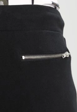 Pier One BIKER JOGGER - Pantalon de survêtement Prix Distinctifs pantalons haute homme -Pas Cher Pier One Boutique d14f4d3e23264a23856a525cf94a989d