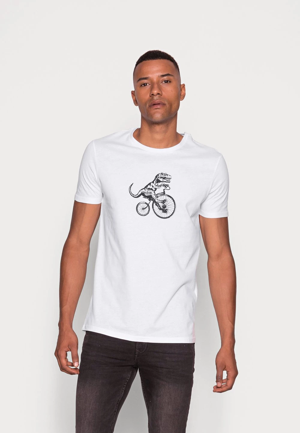Pier One Marchandise de première qualité T-shirt imprimé t-shirts & polos col rond homme 3 Pier One Marchandise de première qualité T-shirt imprimé t-shirts & polos col rond homme