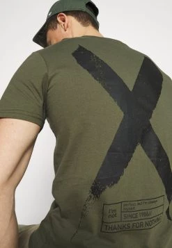 En promotion Pier One T-shirt imprimé t-shirts col rond homme -Pas Cher Pier One Boutique d757ba5e355f4f07bedcbf9d89b2d3b4