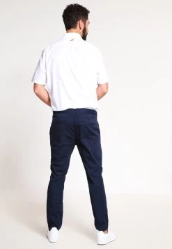 Marchandise de première qualité Pier One Chino pantalons normale homme -Pas Cher Pier One Boutique d781d37eda76425a93e9a0a3b37f56fe