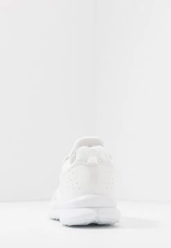 Pier One Baskets basses Prix Dégriffé sneakers rond homme -Pas Cher Pier One Boutique d781f44429b944eda79e767a3f4d9cdc