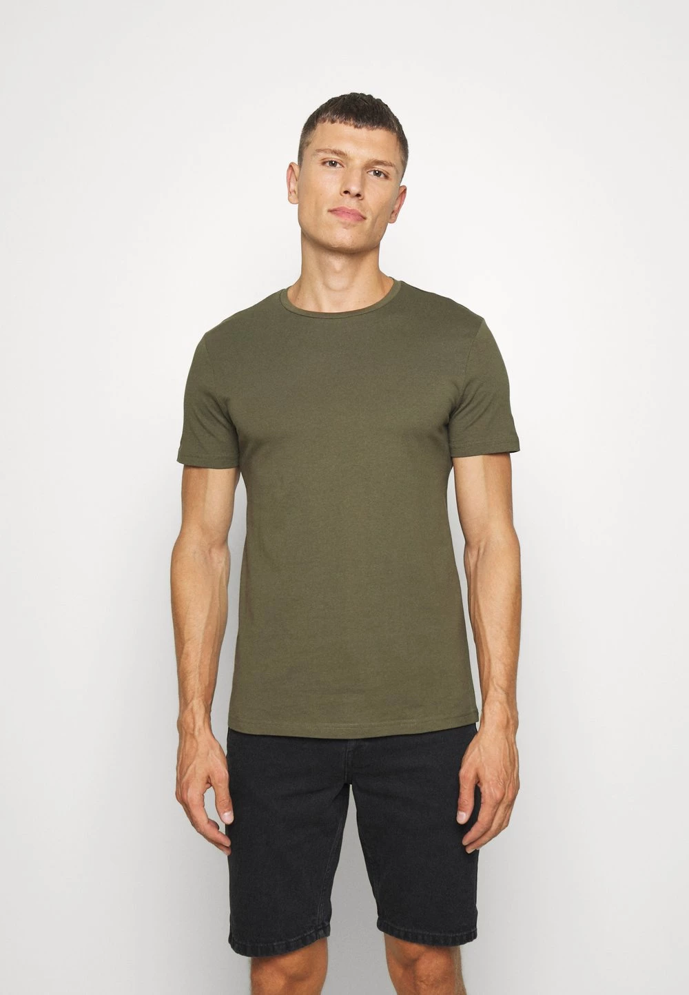 Pier One Soldes En Ligne 7 PACK - T-shirt basique t-shirts col rond homme 5 Pier One Soldes En Ligne 7 PACK - T-shirt basique t-shirts col rond homme – Image 3