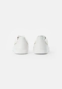 Pier One Baskets basses Vendre baskets & sneakers rond unisex 10 Pier One Baskets basses Vendre baskets & sneakers rond unisex -Pas Cher Pier One Boutique dd6eef511fc147e09bd1dc46d0124e73