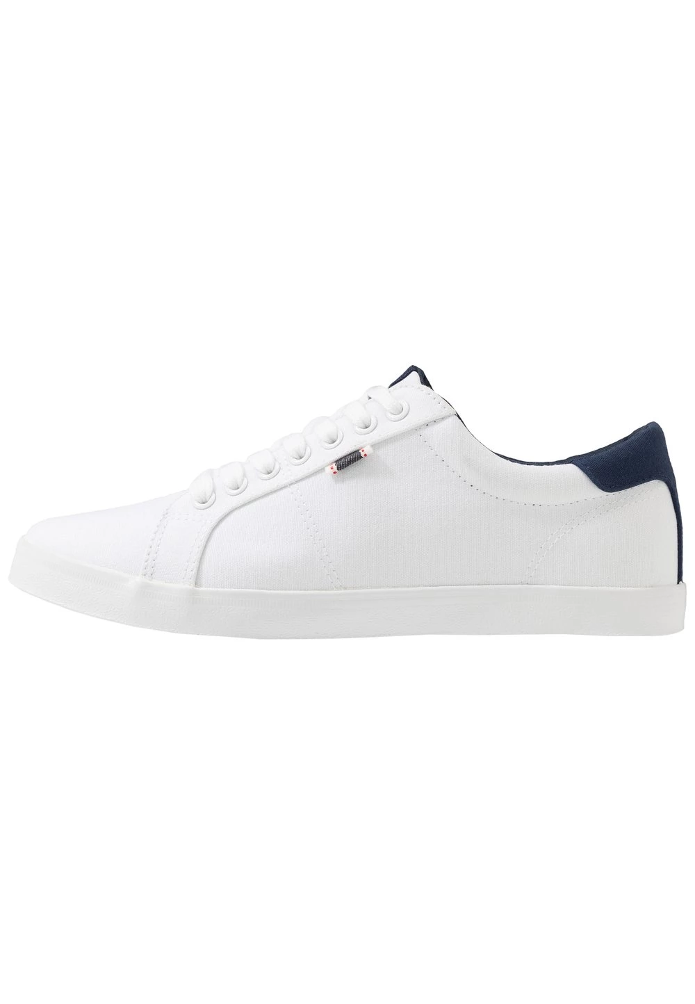 Pier One UNISEX - Baskets basses Prix Dégriffé baskets & sneakers rond 3 Pier One UNISEX - Baskets basses Prix Dégriffé baskets & sneakers rond