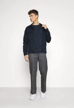 Pier One Prix Réduit T-shirt imprimé t-shirts col rond homme -Pas Cher Pier One Boutique e0b8fc7293cd46db8d733d57fd9976dc