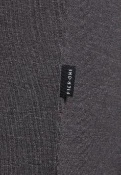 Pier One T-shirt à manches longues Qualité Garantie t-shirts col roulé homme -Pas Cher Pier One Boutique e0c07445e19e40838a1f662cca878a10