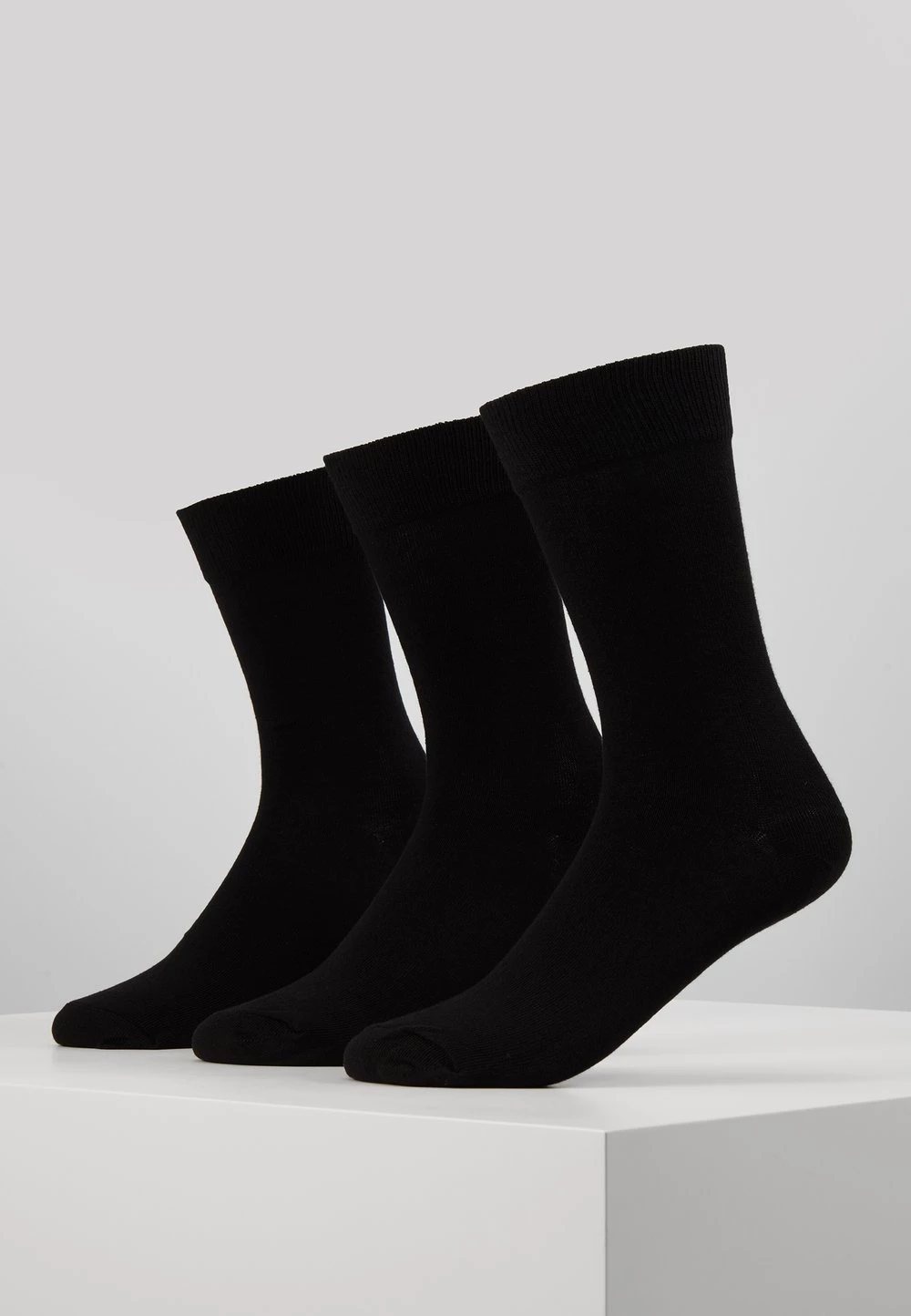 Prix Équitable Pier One 3 PACK - Chaussettes sous-vêtements & chaussettes couleur unie homme 3 Prix Équitable Pier One 3 PACK - Chaussettes sous-vêtements & chaussettes couleur unie homme