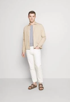 Pier One Assurance De l’Authenticité T-shirt imprimé t-shirts col rond homme 10 Pier One Assurance De l’Authenticité T-shirt imprimé t-shirts col rond homme -Pas Cher Pier One Boutique e4e47272cb6c4fa5aa69ba0e1932c619