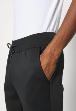 Prix Légers Pier One Pantalon de survêtement pantalons normale homme -Pas Cher Pier One Boutique e52c3d679a484821b3134a6146f40559