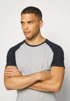 Prix Affortable Pier One T-shirt basique t-shirts & polos col rond homme -Pas Cher Pier One Boutique e6cd1455f6f741b9be95cab8d570cff4