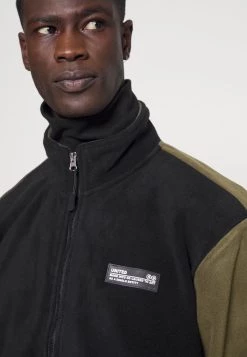 Pier One Prix Distinctifs Veste polaire pulls & gilets col officier homme 13 Pier One Prix Distinctifs Veste polaire pulls & gilets col officier homme -Pas Cher Pier One Boutique e7eb3b16a49c4d3b9a8af98dc8007f3d