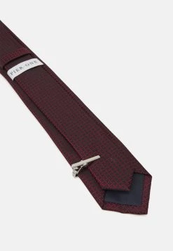 Pier One SET - Cravate Prix Dynamité pochettes de costume homme homme -Pas Cher Pier One Boutique e90052024f1b4924abba180eeb3967db