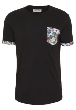 Pier One T-shirt imprimé Prix Incroyables t-shirts col rond homme -Pas Cher Pier One Boutique e91ca05e99ad4b1fa0051cbe4b3e92e2 2